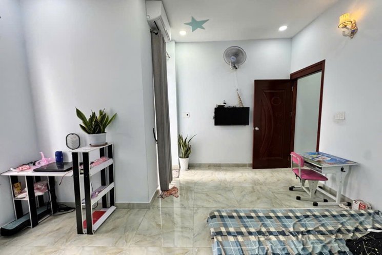 Nhà Vuông 2 tầng HXH tránh 59m2 – Nguyễn Tư Giản QV