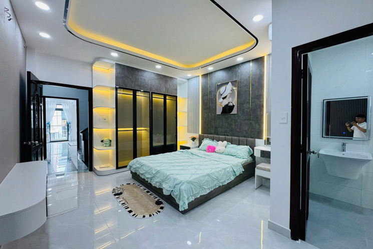 chính chủ bán gấp nhà đẹp hxh full nội thất giá chỉ 7.45 tỷ tại quận 7