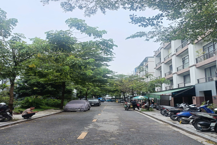 Nhà vườn Trịnh Văn Bô 152.4m2 - 5T, 2 mặt đường, KD, Ở VIP, giá 33.2tỷ