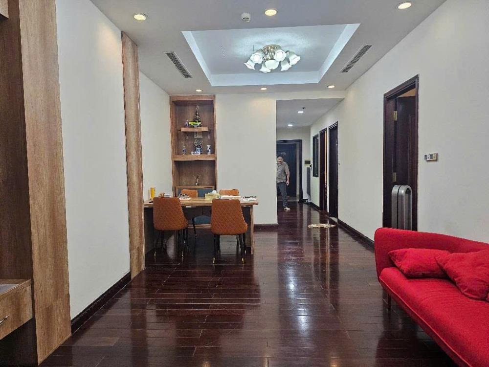 Bán căn hộ cao cấp 3 phòng ngủ, 112m² tại 34 Hoàng Cầu, Đống Đa - Giá 14.6 tỷ