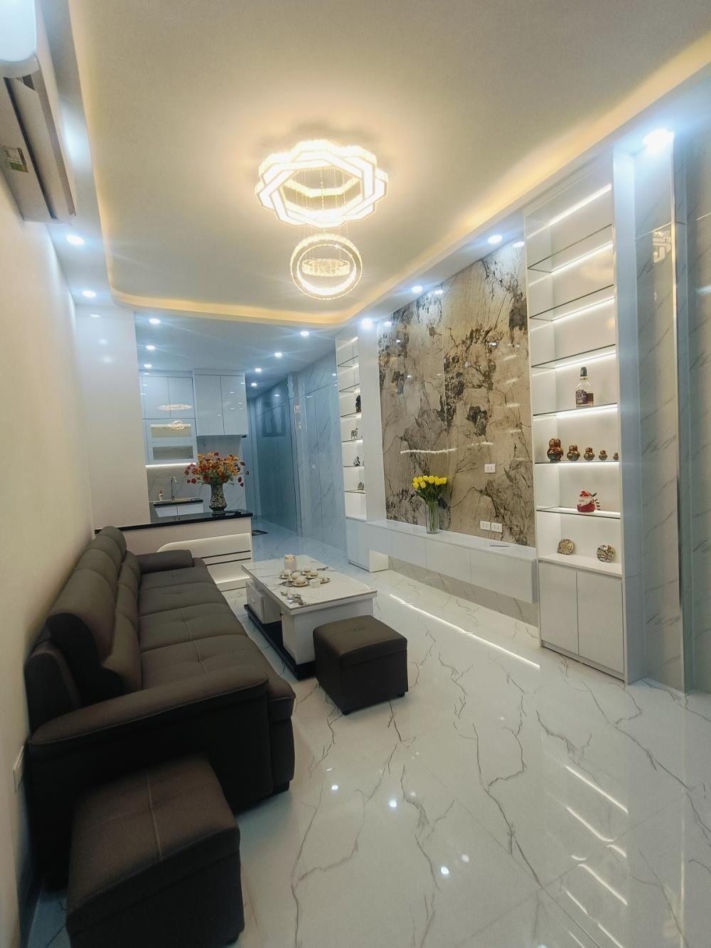 Bán Nhà Phố Nguyễn Phúc Lai, Hoàng Cầu - 5 Tầng, Thang Máy, Ngõ Thông
