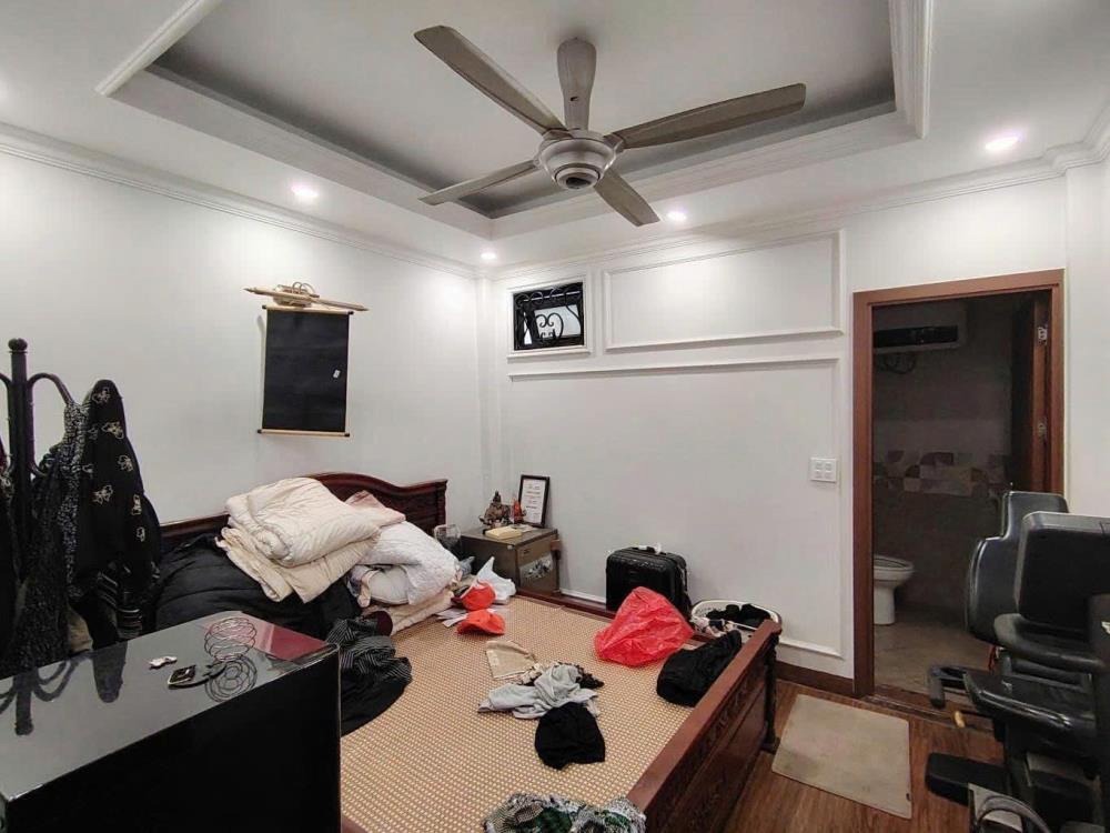 Mặt Phố Tôn Đức Thắng - Đống Đa - 5 Tầng - Kinh Doanh Sầm Uất