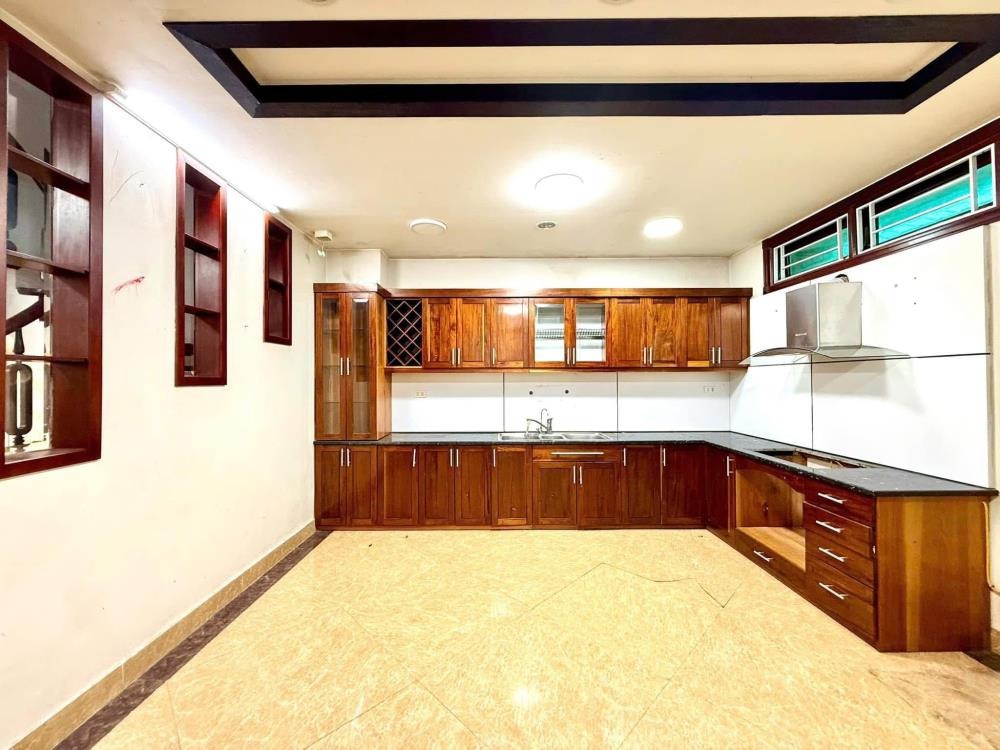 Nhà 4 Tầng Kim Hoàng - Giá 5.31 Tỷ - Vị Trí Đẹp, Hiện Đại