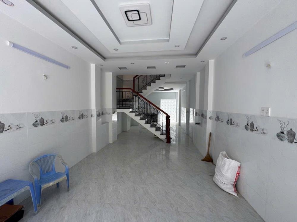 Bán nhà 3 tầng Tân Phú - Trần Thủ Độ, 60m2, Giá 6.35 tỷ (TL)
