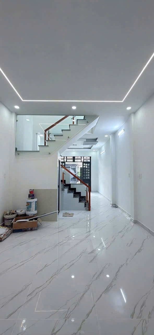 Nhà 2 Tầng, 2 Mặt Tiền, Bình Tân - 6.95 Tỷ - Pháp Lý Sổ Hồng Riêng