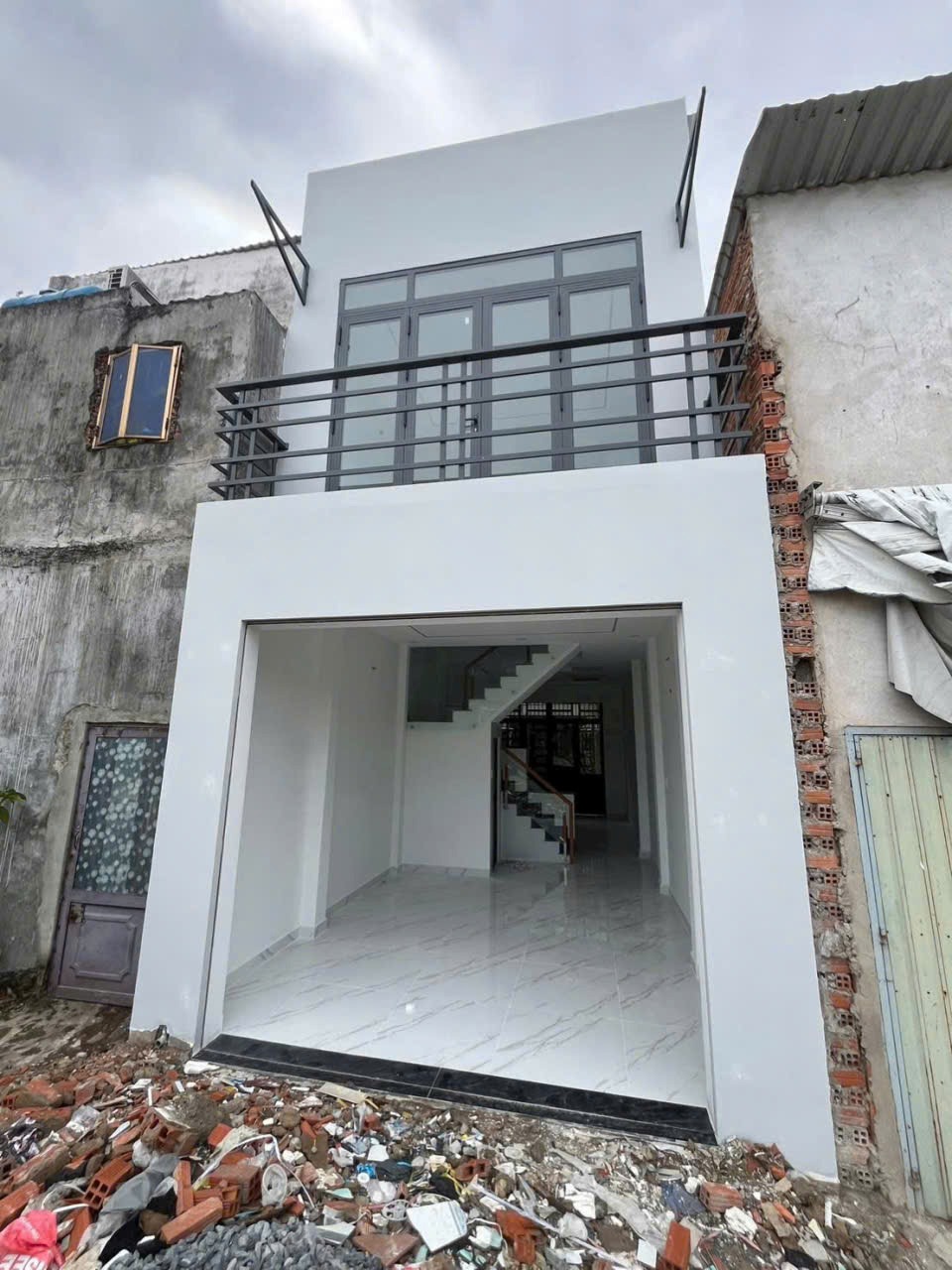 Nhà 2 Tầng, 2 Mặt Tiền, Bình Tân - 6.95 Tỷ - Pháp Lý Sổ Hồng Riêng