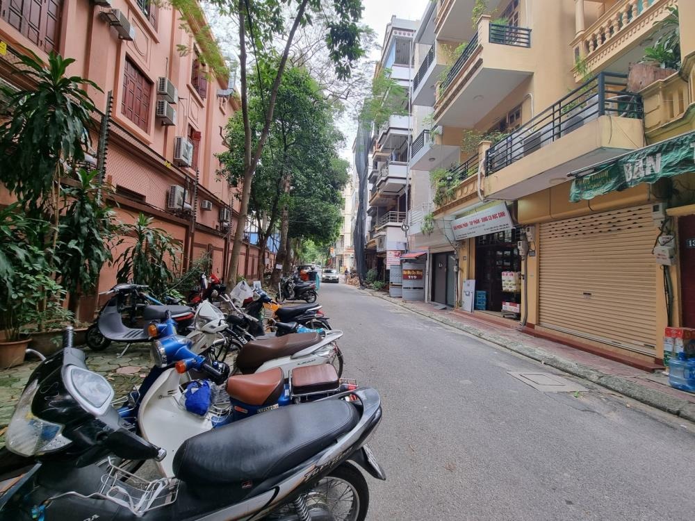 Bán đất Khuất Duy Tiến, Thanh Xuân - Mặt tiền khủng 7.8m, Ô tô tránh, Giá 26.8 tỷ