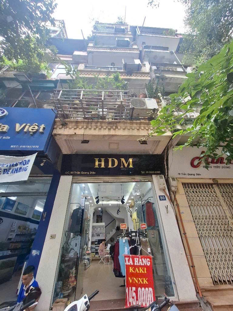 Bán nhà mặt phố Cầu Gỗ, Hoàn Kiếm - 28.5m² - Giá 65 tỷ - Lợi nhuận cao