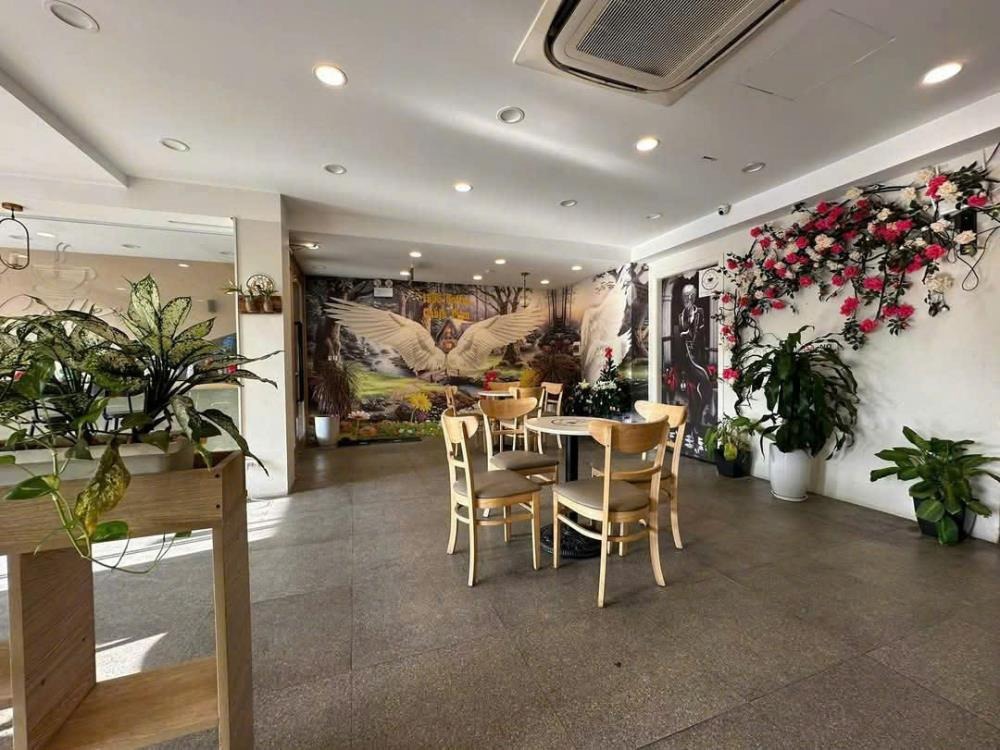 Bán tòa nhà CHDV 7 tầng, Mặt phố Tây Hồ, View Hồ Tây - Lợi nhuận cao