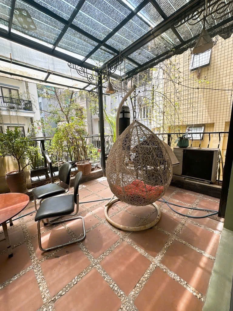 Bán Biệt Thự Liền Kề Hồ Tây 120m2, 6 Tầng, Thang Máy - Vị Trí Đắc Địa