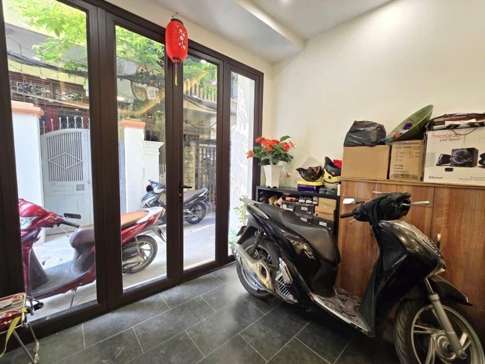 Nhà Ba Đình 6 Tầng, Thang Máy, Ngõ Thông - Giá 10 Tỷ