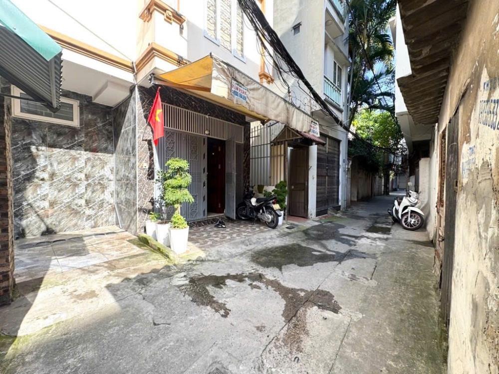 Bán nhà Minh Khai 5 tầng, ô tô đỗ cửa, giá 7.95 tỷ