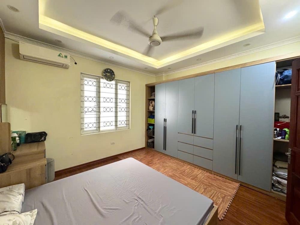 Bán nhà Minh Khai 5 tầng, ô tô đỗ cửa, giá 7.95 tỷ