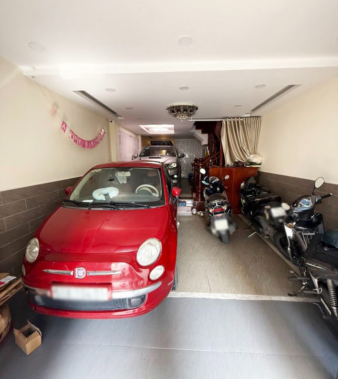 Nhà Đẹp 5 Tầng, Hẻm Xe Hơi, Lạc Long Quân, Tân Bình - Giá Nhỉnh 10 Tỷ