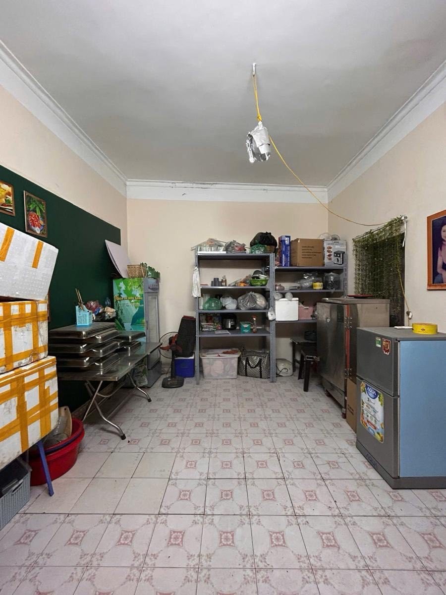 Bán nhà 34m2 Trung Phụng, Xã Đàn - 5 tỷ - Ngõ thông thoáng, tiện ích đầy đủ