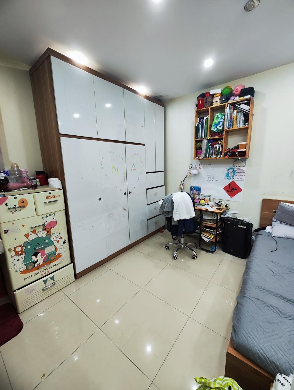 Nhà Xa La Giá Tốt: 45m2, Thiết Kế Thoáng Đãng, Ô Tô Đỗ Gần - 5.7 Tỷ
