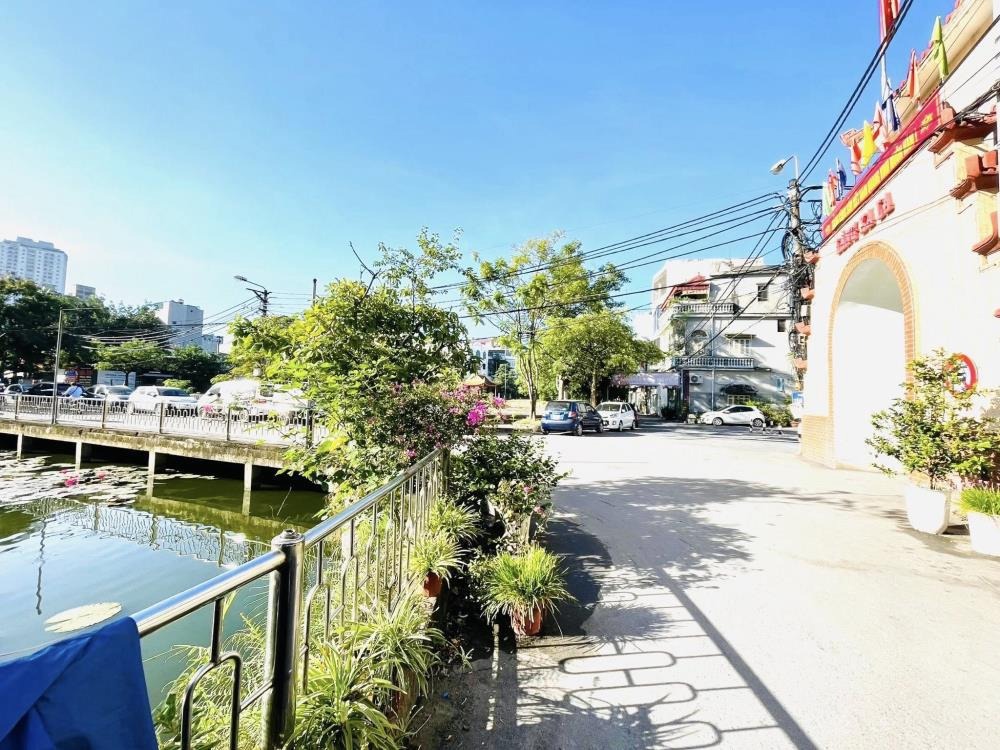 Bán đất tặng nhà cấp 4 Xa La, Hà Đông - Ô tô vào tận nhà, Giá 9.7 tỷ
