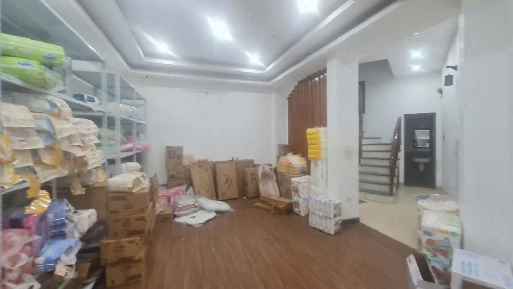 Nhà Mặt Phố Quang Trung, Hà Đông - 56m2 x 5 Tầng, Giá Tốt - Kinh Doanh Sầm Uất