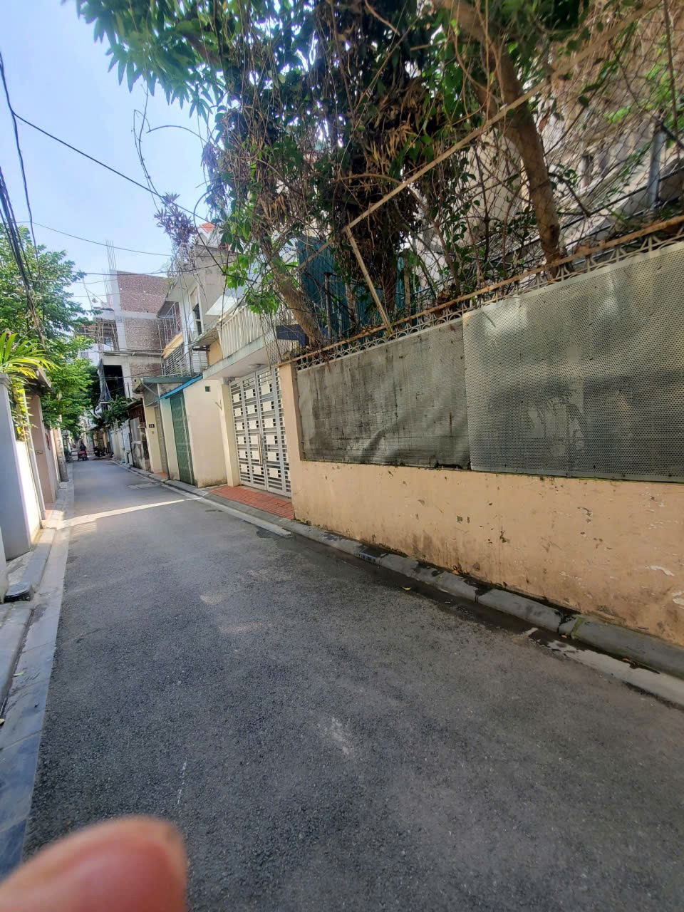 Bán Đất Ngọc Thụy, Long Biên 84m², Mặt Tiền 4.1m - Oto Vào Đất - Giá 15 Tỷ