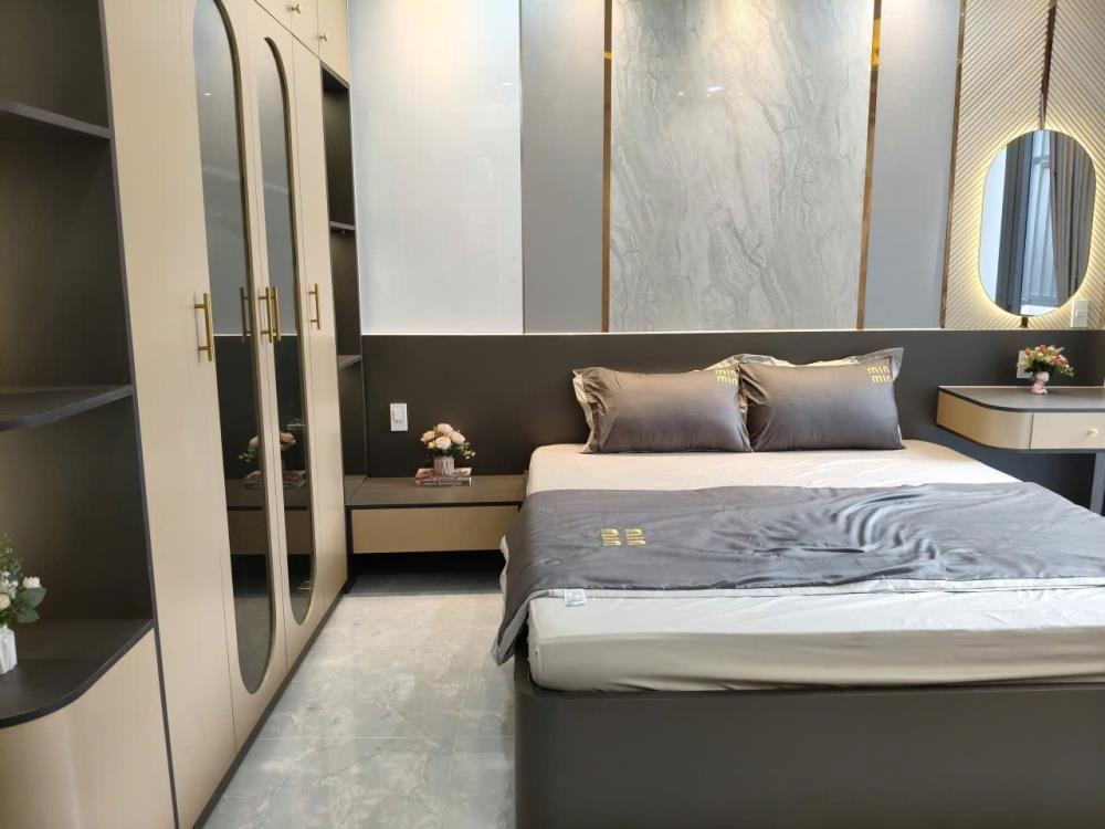 Nhà 5.5x9 BTCT, 1 Trệt 2 Lầu, Sân Thượng - 4PN, Chỉ 5.8 Tỷ