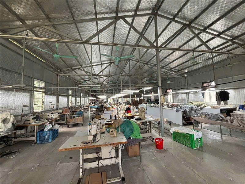 Bán nhà mặt phố Nguyễn Chí Thanh - 400m2, Góc 3 Mặt, Vị trí Vip