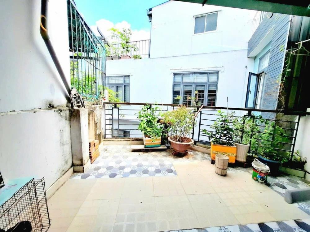 Bán Nhà 4 Lầu Tân Bình - Pháp Lý Chuẩn, Giá Tốt