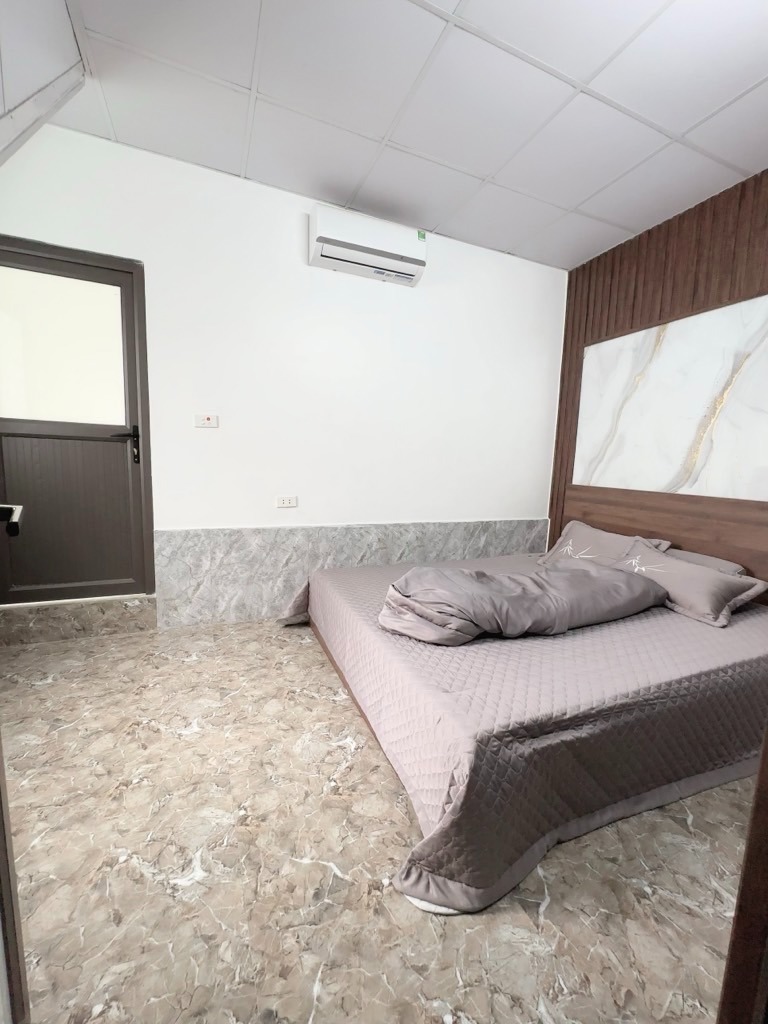 Bán nhà ngõ 193 Nam Dư, Hoàng Mai - 2.8 tỷ, Ô tô đỗ cổng, Lô Góc
