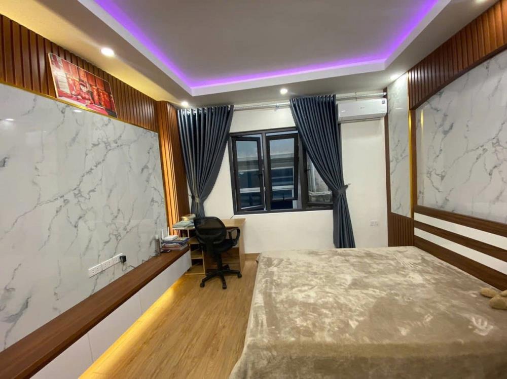 Bán nhà phân lô VIP Lâm Hạ 7 tầng, thang máy, full nội thất, gara ô tô