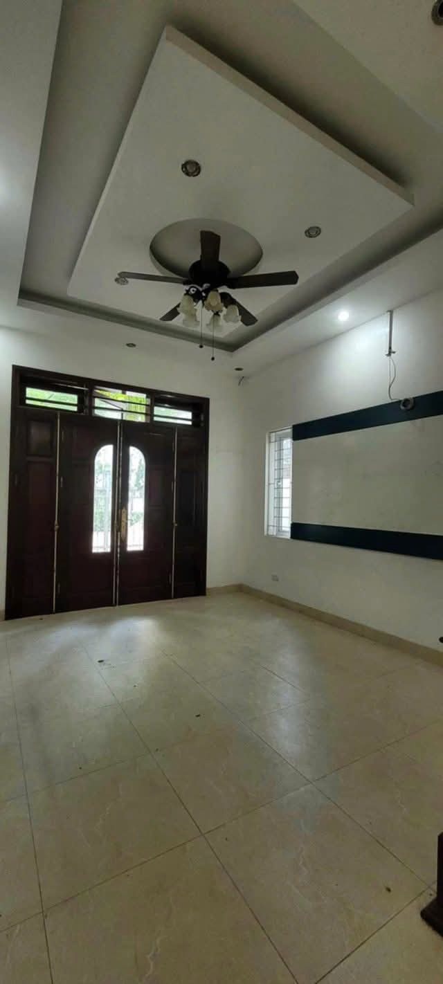 Biệt Thự Vạn Phúc Hà Đông - 159m2, 3 Tầng, Giá Tốt