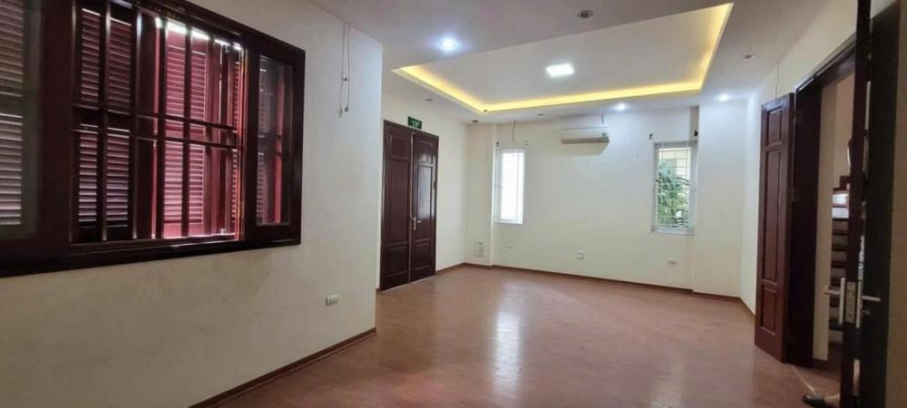 Biệt Thự Vạn Phúc Hà Đông - 159m2, 3 Tầng, Giá Tốt