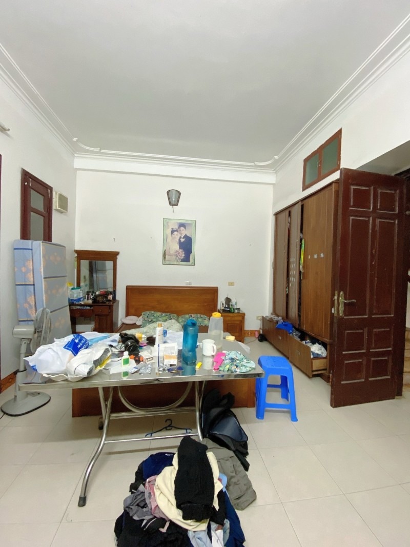 Bán nhà Thạch Bàn, Long Biên 4 tầng, 63m², mặt tiền 5m, ô tô đỗ cửa - Giá 10 tỷ+