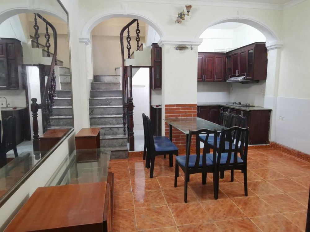 Cho thuê nhà Kim Mã - 40m2, 3 Tầng, Giá 12 Triệu/Tháng