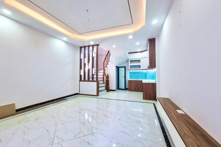 Gia chủ làm ăn được kỉ niệm cho a/c căn nhà 5 tầng tại Đại Tự với giá chỉ 4,6 tỷ