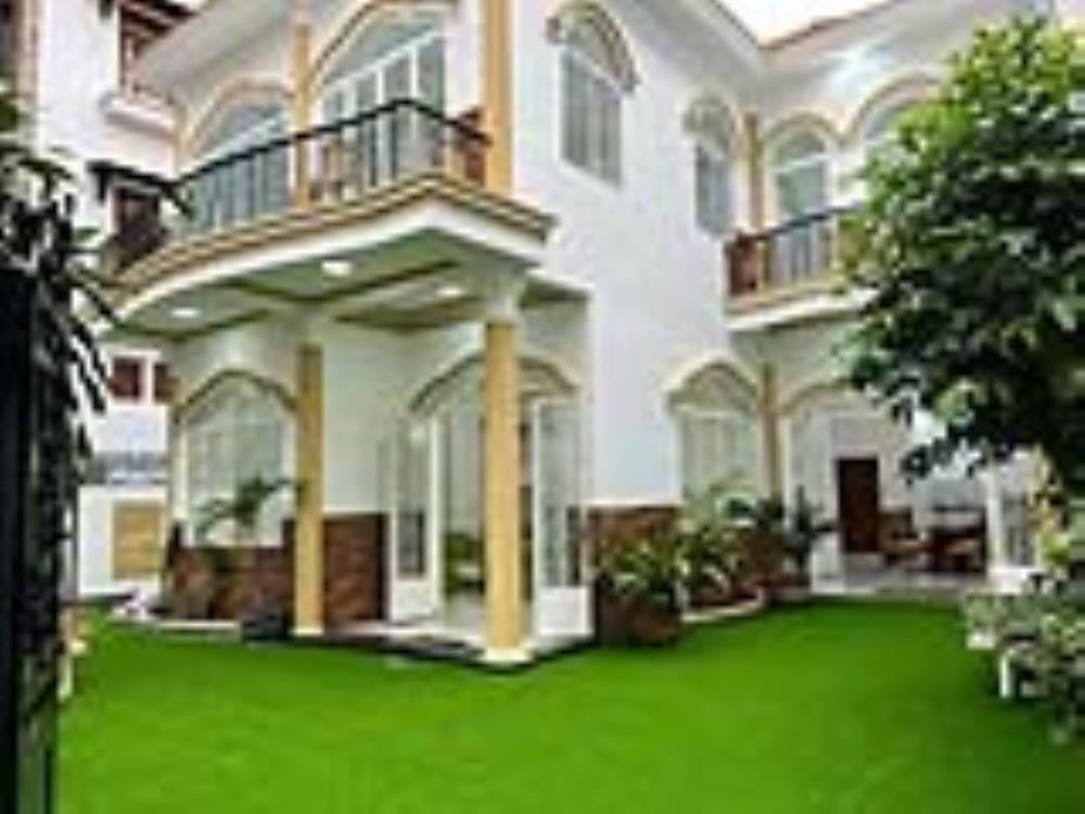 Biệt Thự 2 Tầng Tân Bình – HXH 325m2 – Vị Trí Đắc Địa