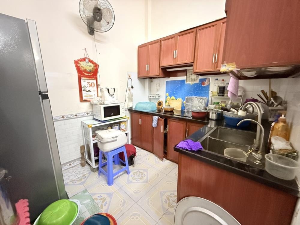 Bán nhà Trương Định 34m2 - Ngõ Nông, Gần Ô Tô, Giá Tốt