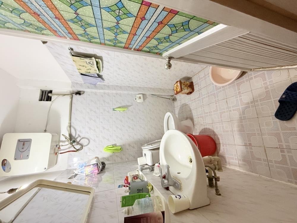 Bán nhà Trương Định 34m2 - Ngõ Nông, Gần Ô Tô, Giá Tốt