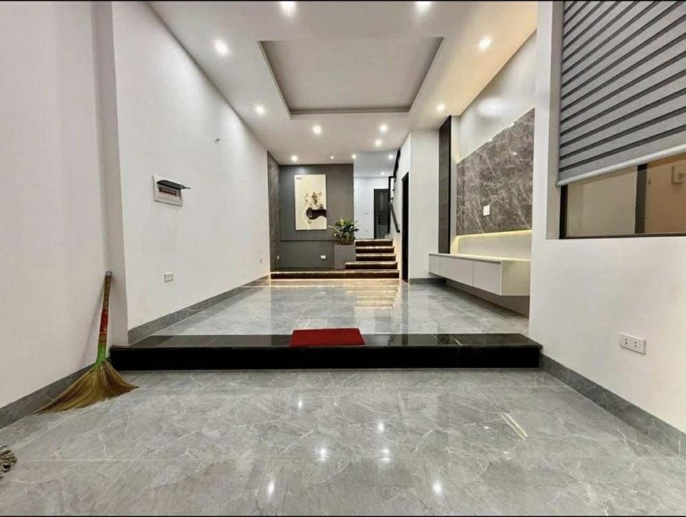 Nhà 4 Tầng Đại Từ - Giá Tốt - Vị Trí Đắc Địa