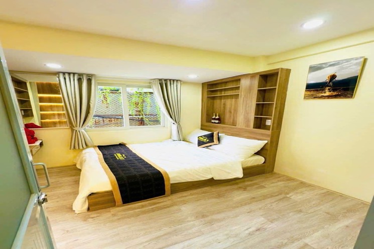 NHÀ MỚI 3 TẦNG FULL NỘI THẤT - MUA Ở NGAY - ĐẸP LUNG LINH – HẺM THÔNG THOÁNG - 2.8 TỶ TL