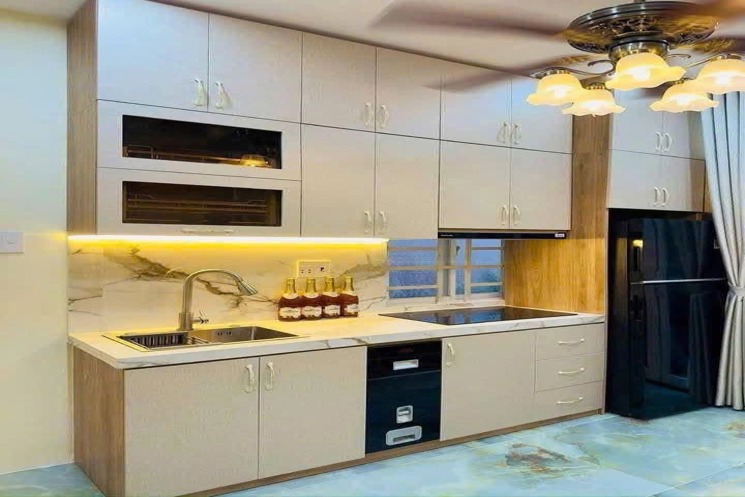 NHÀ MỚI 3 TẦNG FULL NỘI THẤT - MUA Ở NGAY - ĐẸP LUNG LINH – HẺM THÔNG THOÁNG - 2.8 TỶ TL