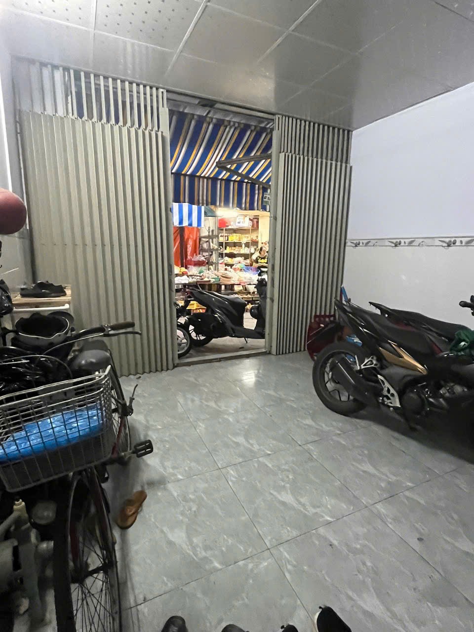 Bán Gấp Nhà Khu Cư Xá Phú Thọ Hòa, Quận 11 - Giá Tốt, Vị Trí Đắc Địa