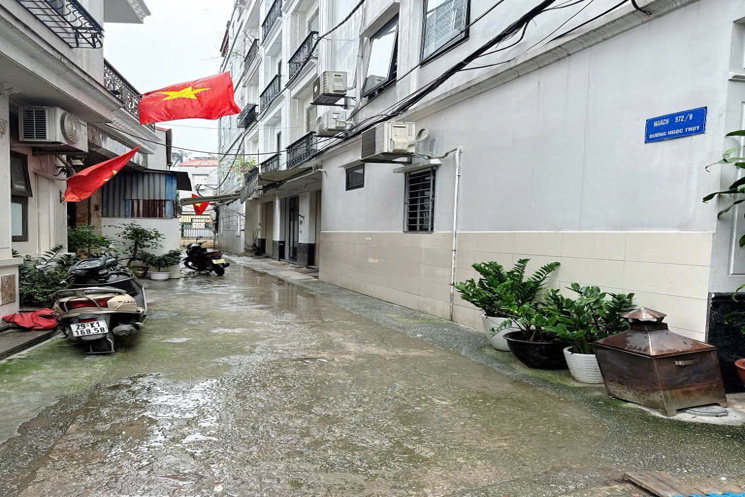 30.8m² Ngọc Thụy – MT 3.5m – 5 Tầng – Nhà Mới 90% – Full Nội Thất – 6.65 Tỷ