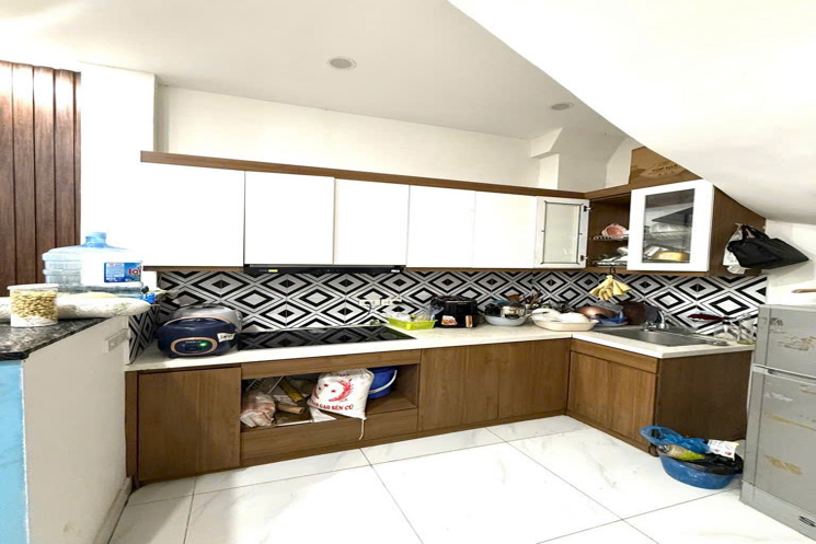 Hàng hiếm Nhà Tây Hồ Võng Thị 25m, 5 tầng, đầy đủ công năng, nhà dây xây chắc chắn, view Hồ Tây,