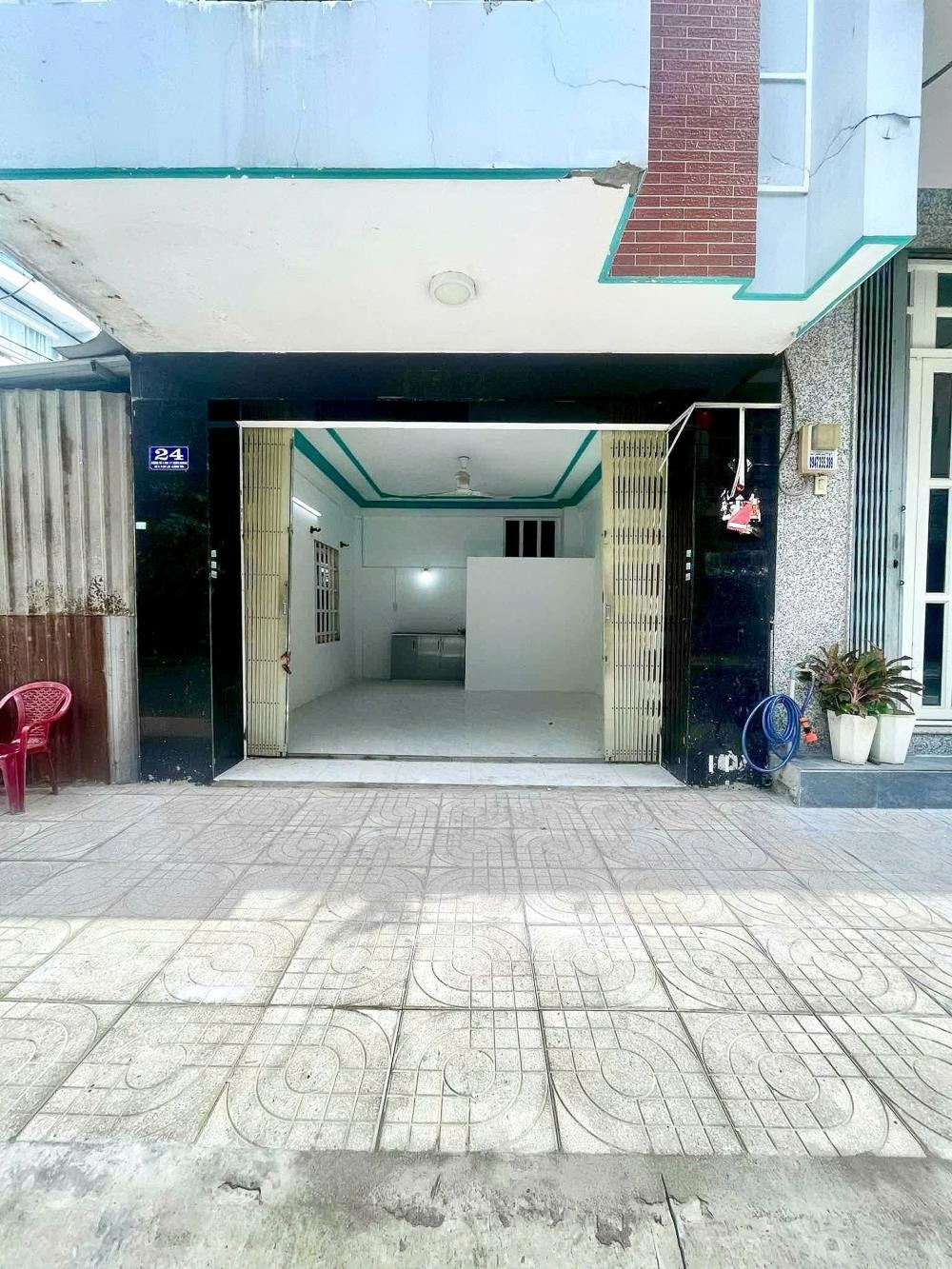 Cho Thuê Kiot Lý Chiêu Hoàng - Giá Chỉ 3.9 Triệu/Tháng | Vị Trí Đắc Địa