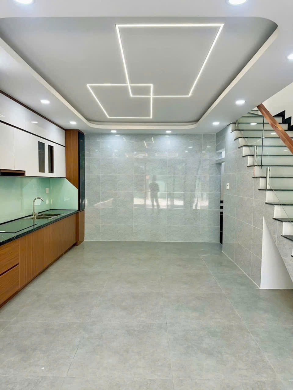 Nhà Gò Xoài, Bình Hưng Hòa A, Bình Tân - 50m2, 4PN, 5WC, Giá 6.7 Tỷ