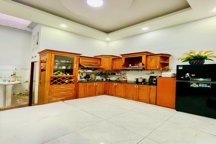 GẤP BÁN NHÀ 3 TẦNG  MẶT TIỀN KINH DOANH  ĐƯỜNG TRƯƠNG THỊ HOA  TÂN THỚI HIỆP QUẬN 12 SHR CHỈ 9,2 TỶ
