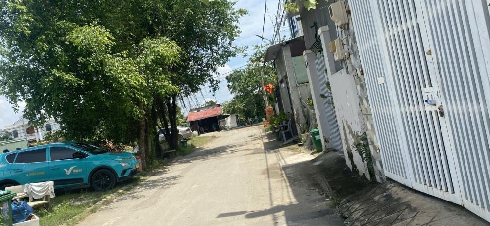 Bán Nhà Cấp 4 Quận 9 - Vị Trí Đắc Địa, Giá 3.5 Tỷ