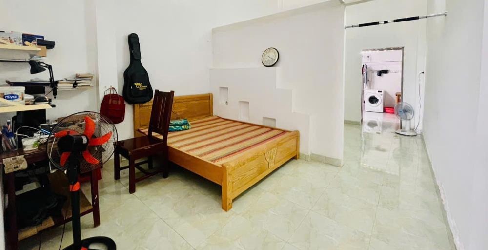 Bán Nhà Cấp 4 Quận 9 - Vị Trí Đắc Địa, Giá 3.5 Tỷ