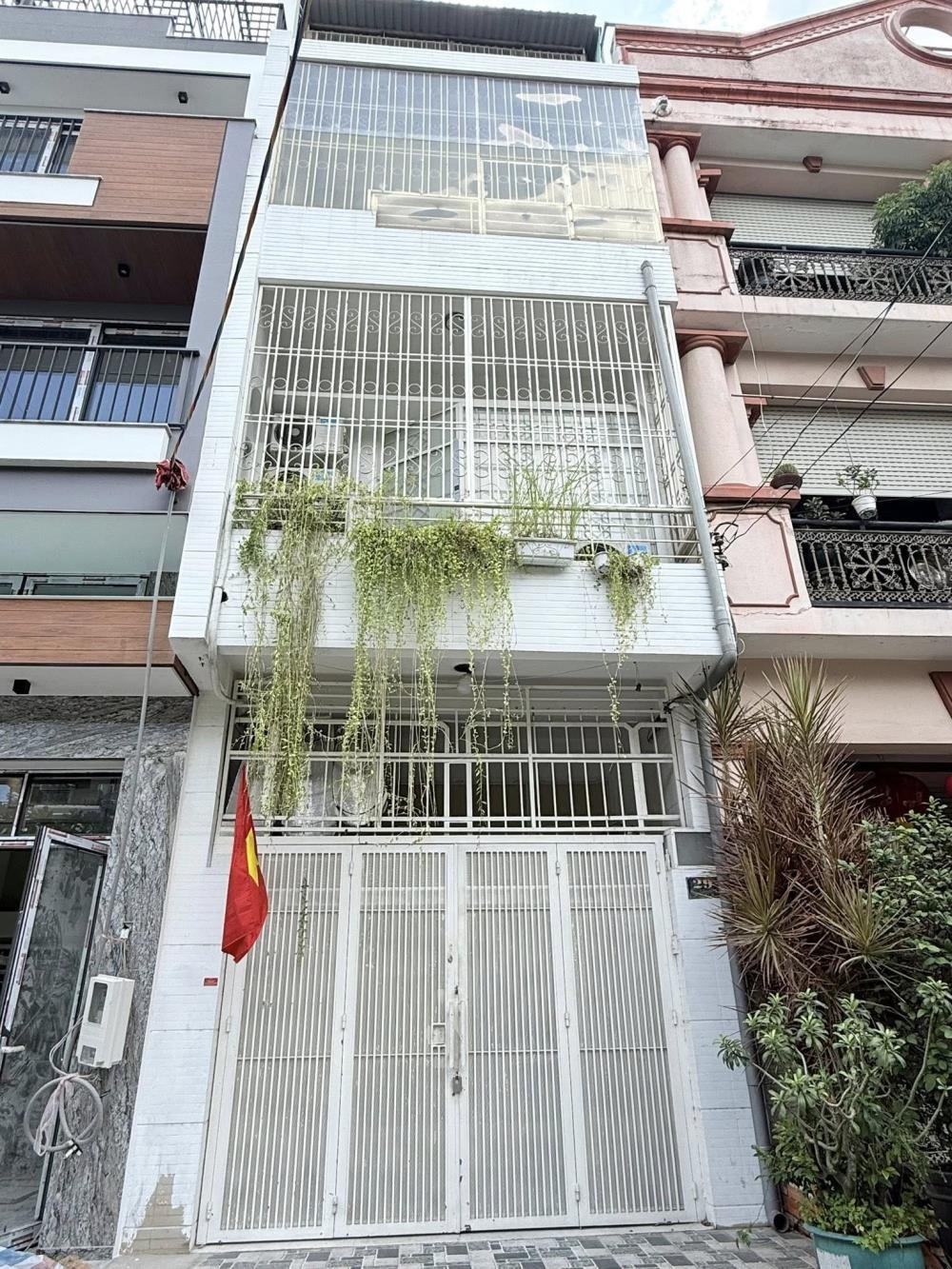 Nhà 40m2, 4 Tầng - Nguyễn Đình Chiểu, Q3 - Giá 6.7 Tỷ