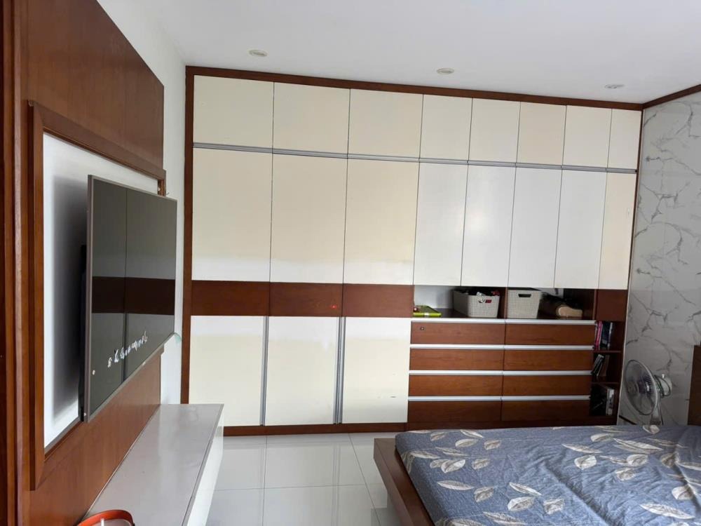 Bán Căn Góc Green Park Việt Hưng CT15 - 120m2, Giá 68tr/m2