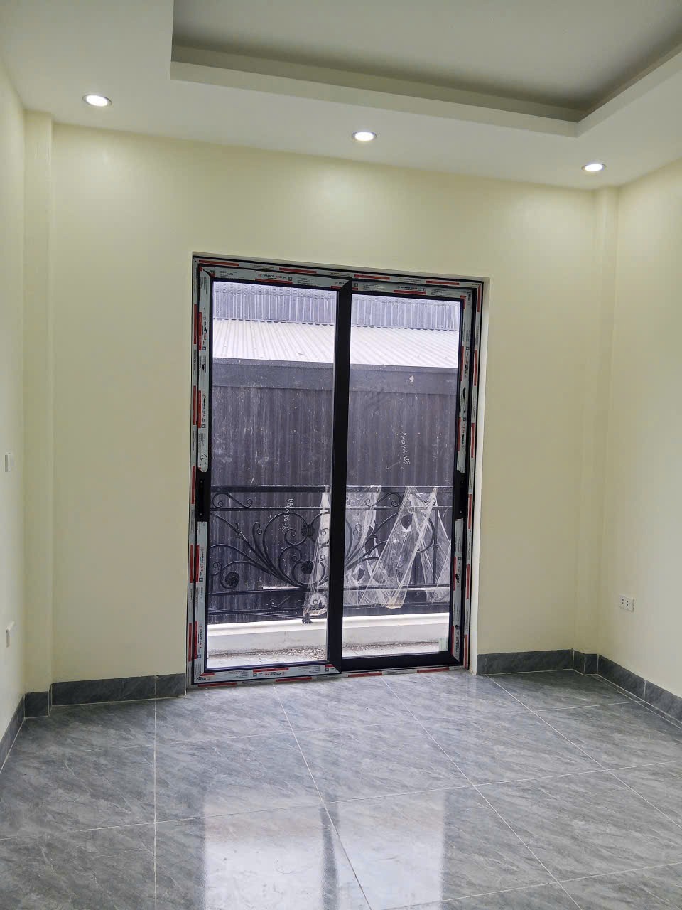 🏡 Nhà 4 Tầng, 4 Phòng Ngủ, 38m2 - Giá Chỉ 3.x Tỷ - Gần Vin và ĐH Đại Nam